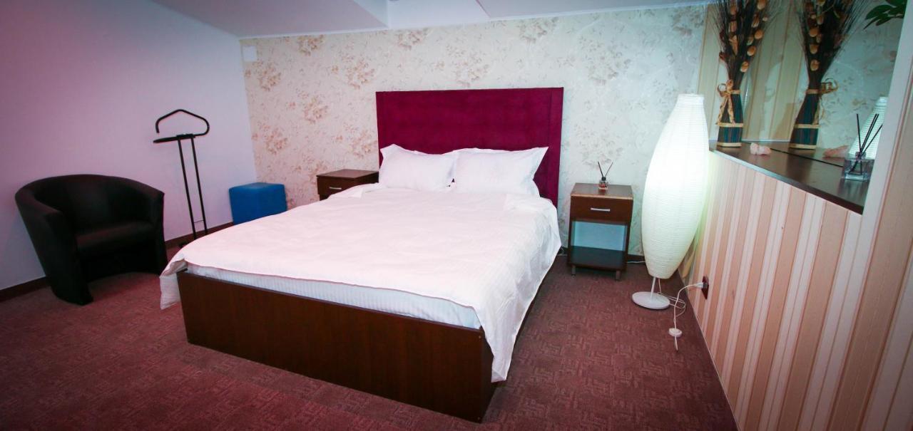 בוקרשט Karma Luxury Room מראה חיצוני תמונה