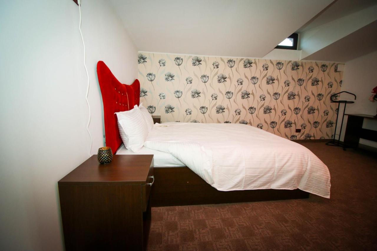 בוקרשט Karma Luxury Room מראה חיצוני תמונה
